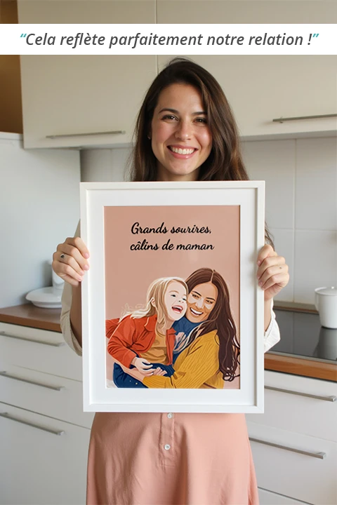 Une femme tient un portrait de famille
