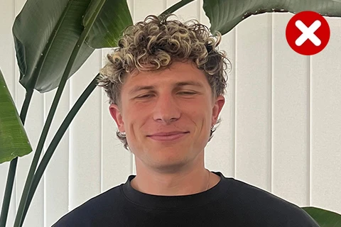 Personne les yeux fermés